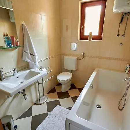 Lovli Apartment Split