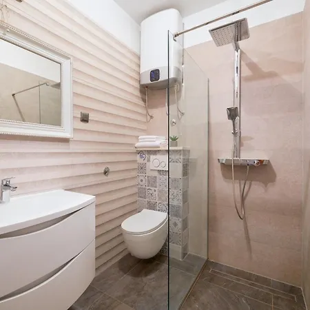 Apartment Lovli Split